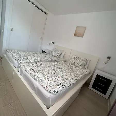Apartmant Adrian Vista *